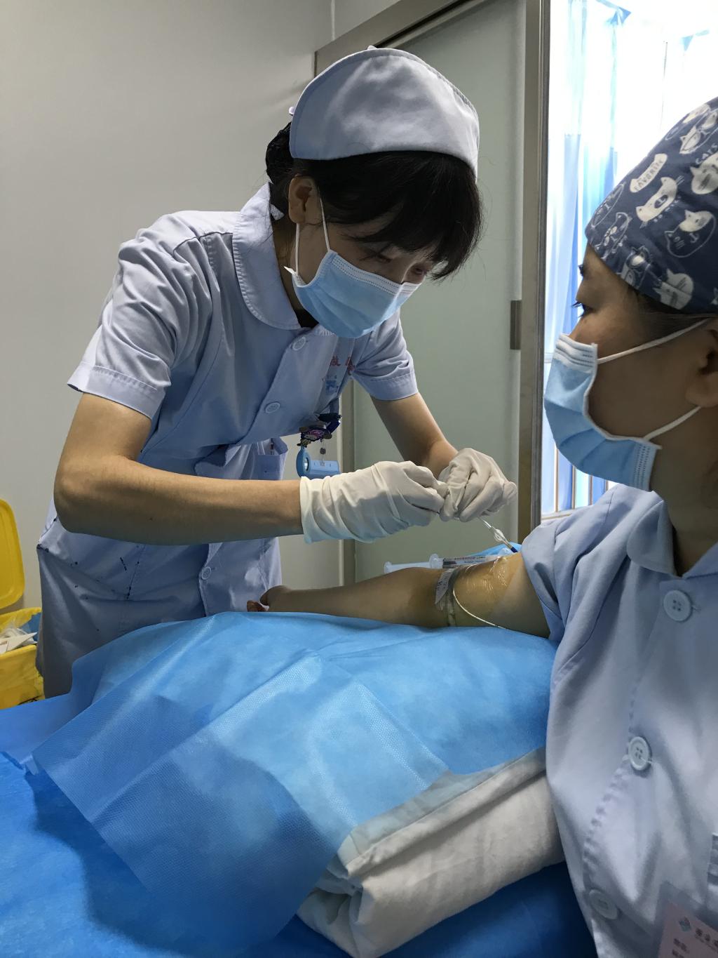 西安凤城医院成功举办第二期picc维护培训班